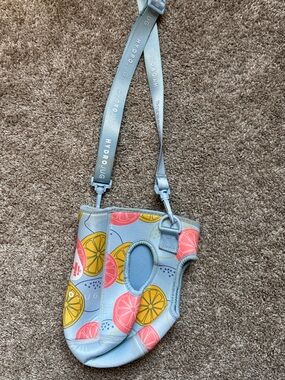 HydroJug Kids Blue Citrus Print Bottle Sling